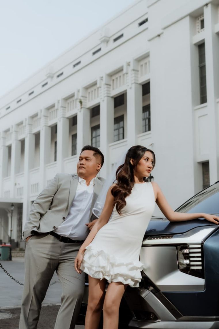 Dika & Ellen bersama